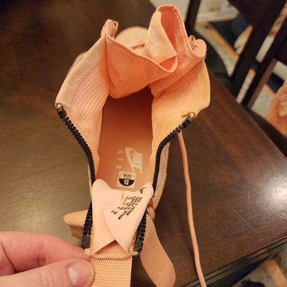 NIKE SF AF1 AIR FORCE 1 MID SUEDE CORAL STARDUST. 11.5/12. Read below. - Picture 10 of 15